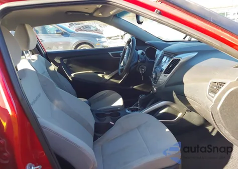 2013 Hyundai Veloster Base W/Gray z USA, uszkodzony, nr VIN KMHTC6AD8DU094180